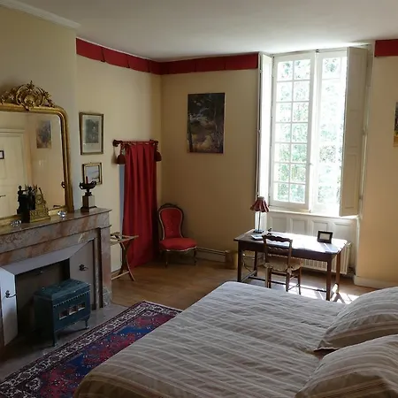 Bed & Breakfast Logis Saint Aubin *
