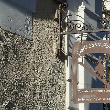 Logis Saint Aubin Bed & Breakfast Savennieres